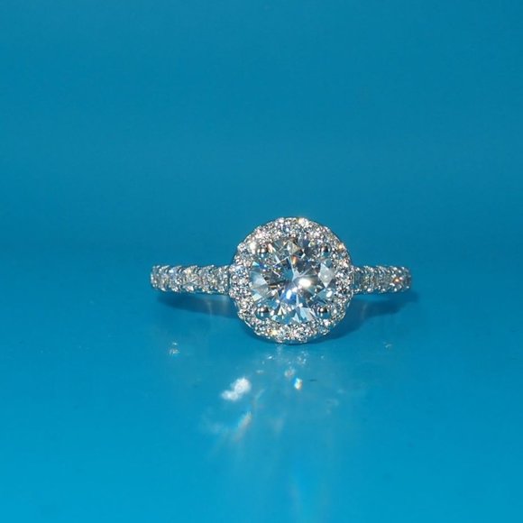 Stunning GRA Certified Halo 1.00Ctw Moissanite Diamond Ring 18k White Gold - Picture 3 of 9